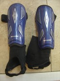Umbro Size XS Blue Shin Guards