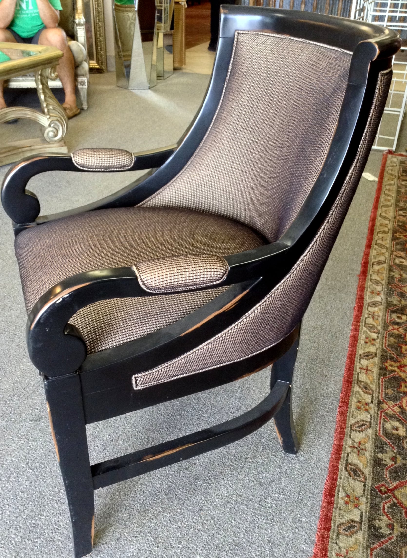 Black and Gold Arm Chair | Alabama Furniture