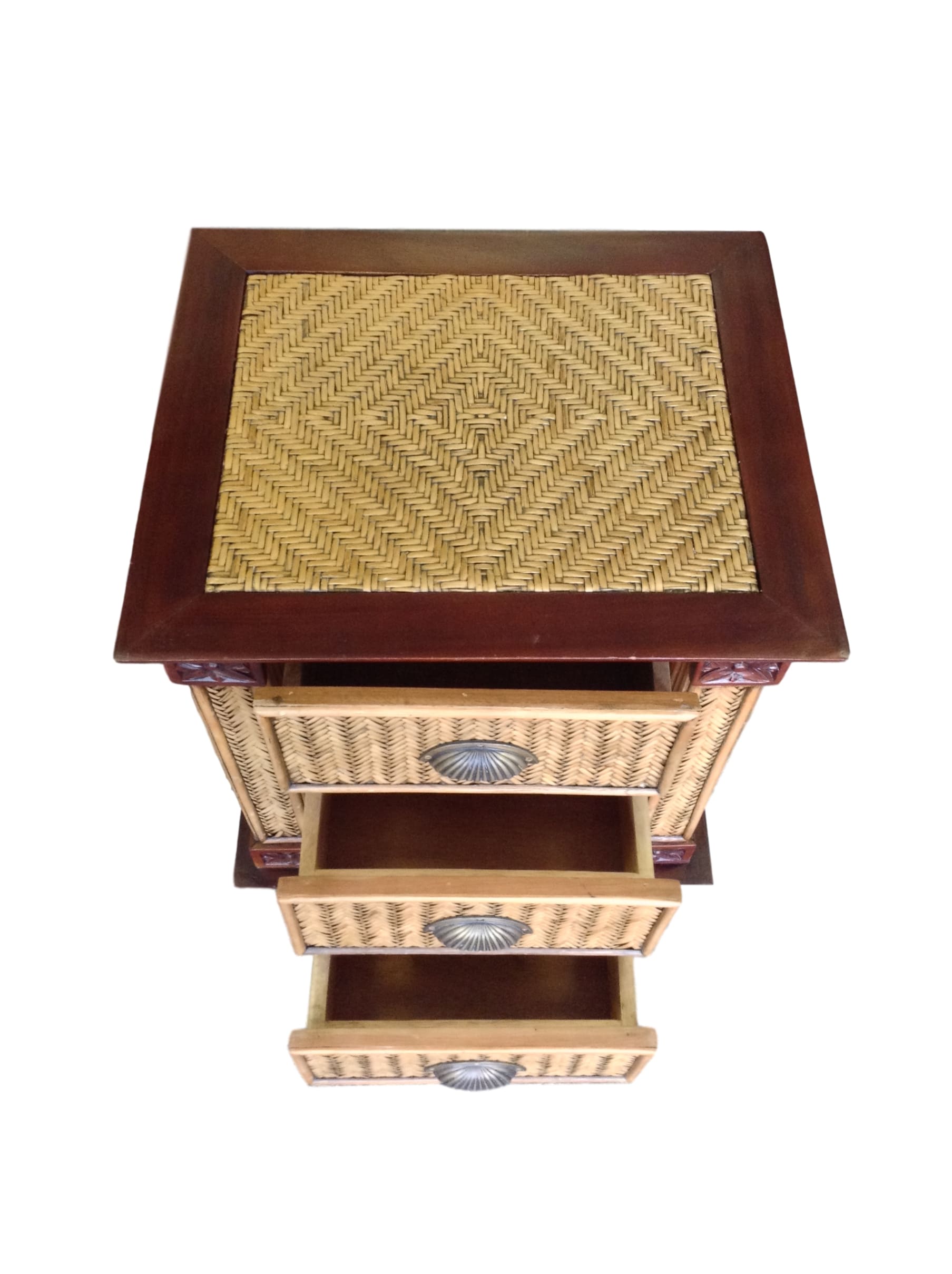 Woven wicker Nightstand Alabama Furniture