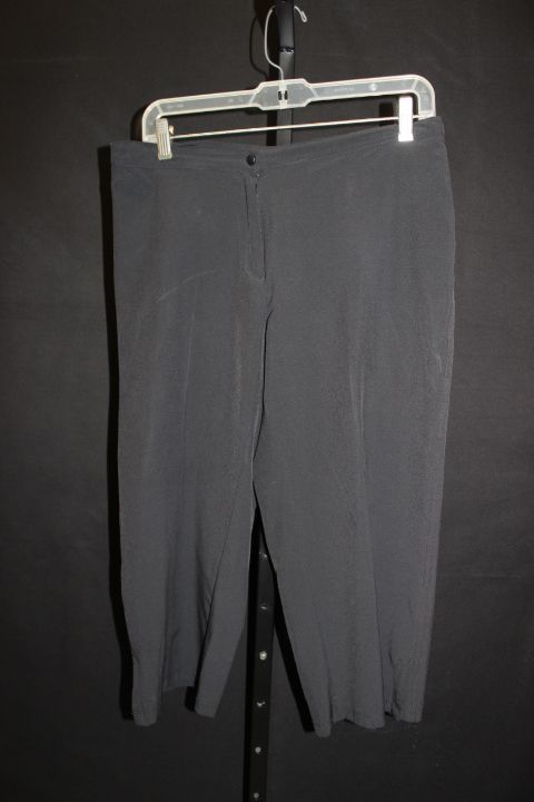 nike golf capris