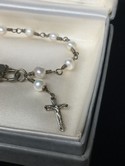 Vintage-Tiny-baby-Toddler-Girls-Sterling-Pearl-Rosary-Bracelet-in-Box_30778B.jpg