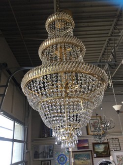 Crystal & Gold Bell Shaped 21 Light Chandelier - 29 x 51