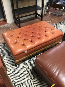 Safavieh Ottomans /Charlene taupe tufted 38" round