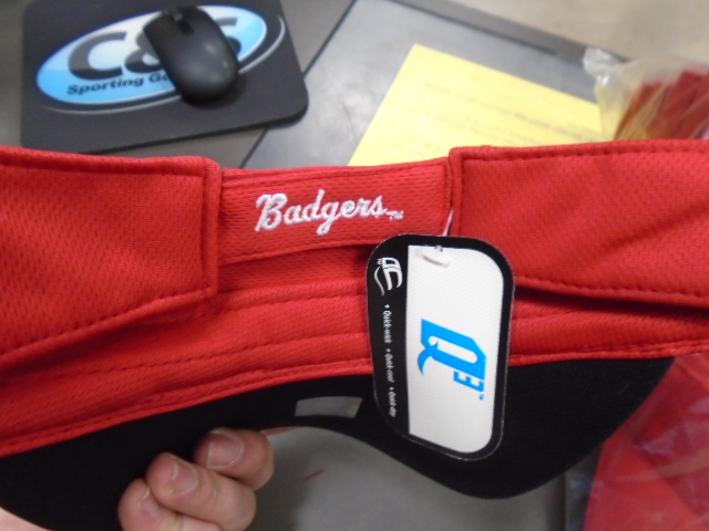wisconsin badgers visor