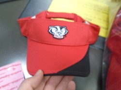 wisconsin badgers visor