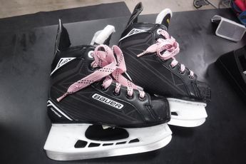 bijkeuken oplichterij heelal Used Bauer Supreme S140 Size 13Y Junior Hockey Skates | C & S Sporting Goods