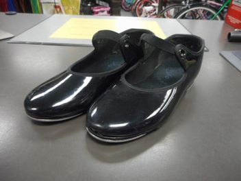 used tap shoes