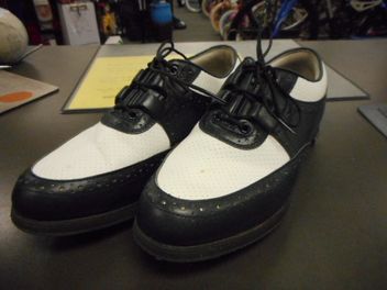 used womens golf shoes