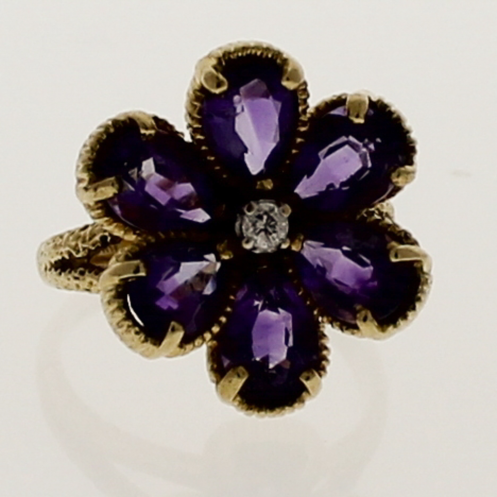 amethyst flower pendant