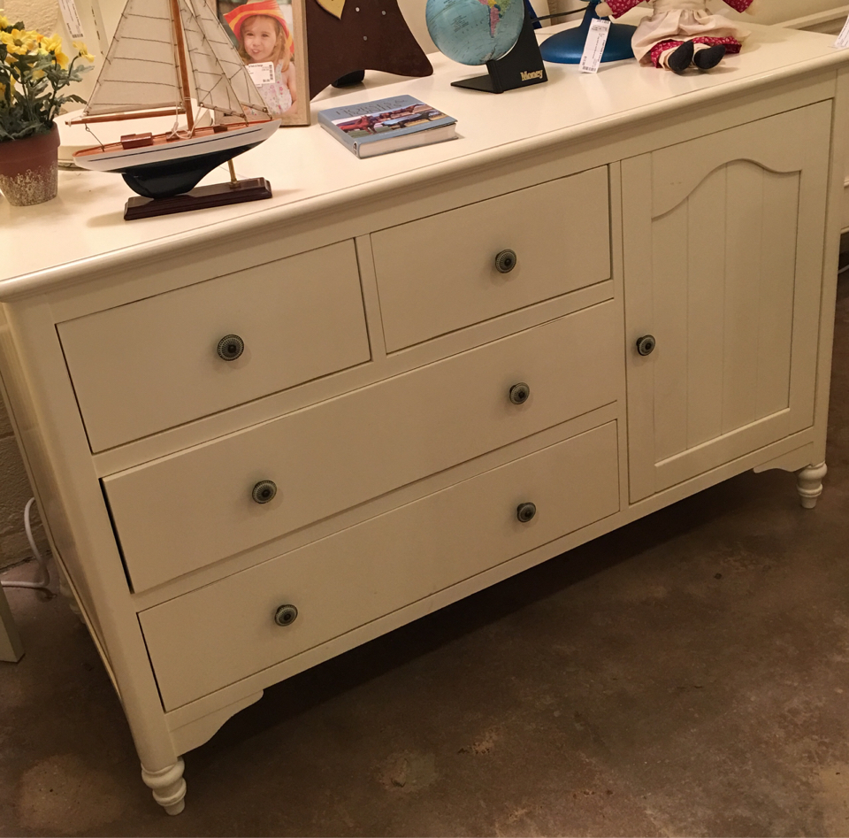 Bellini Dresser BestDressers 2020