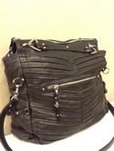 Junior Drake Used Leather Black Pleated Purse