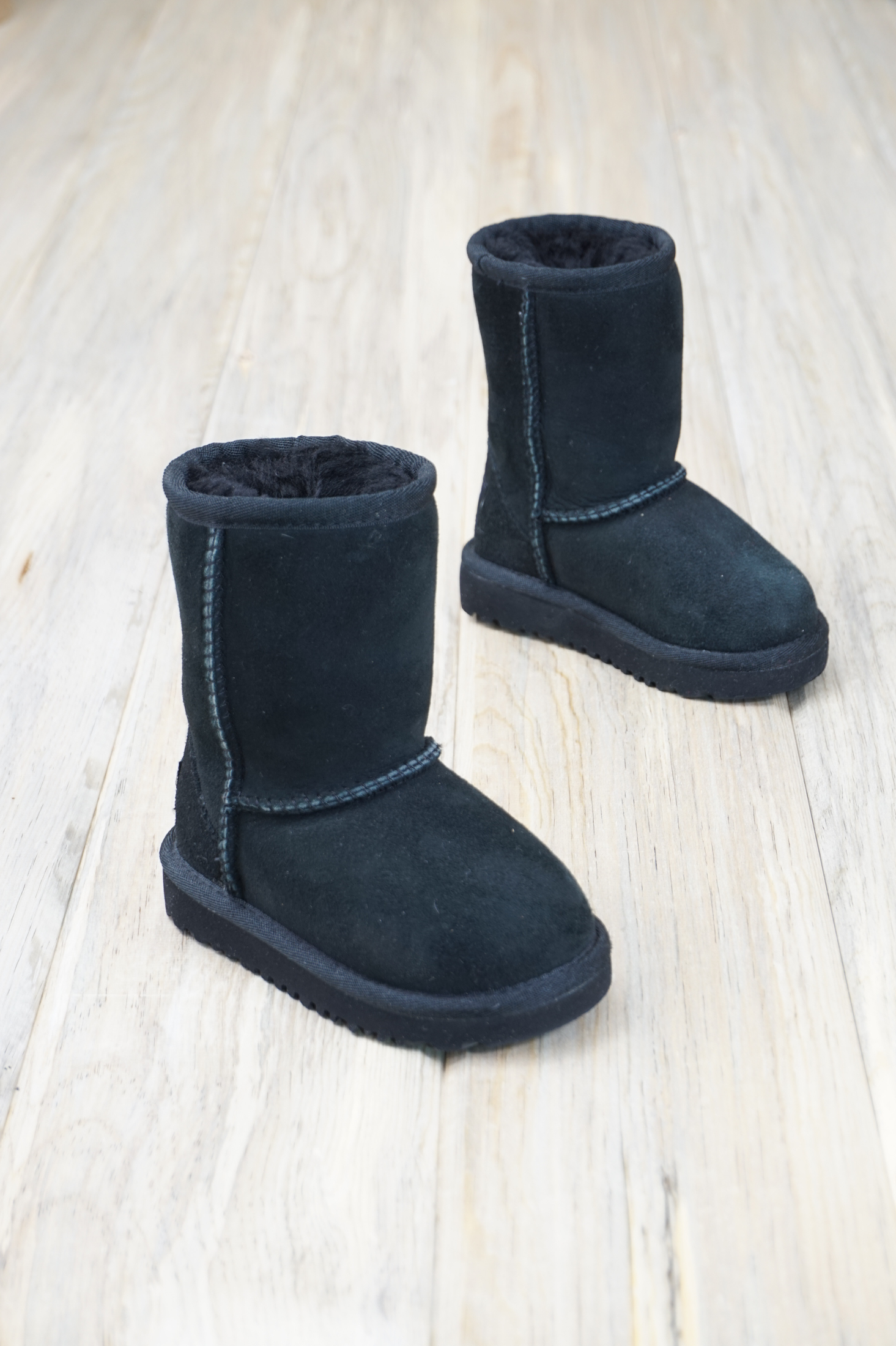 baby uggs size 6 baby uggs size 6